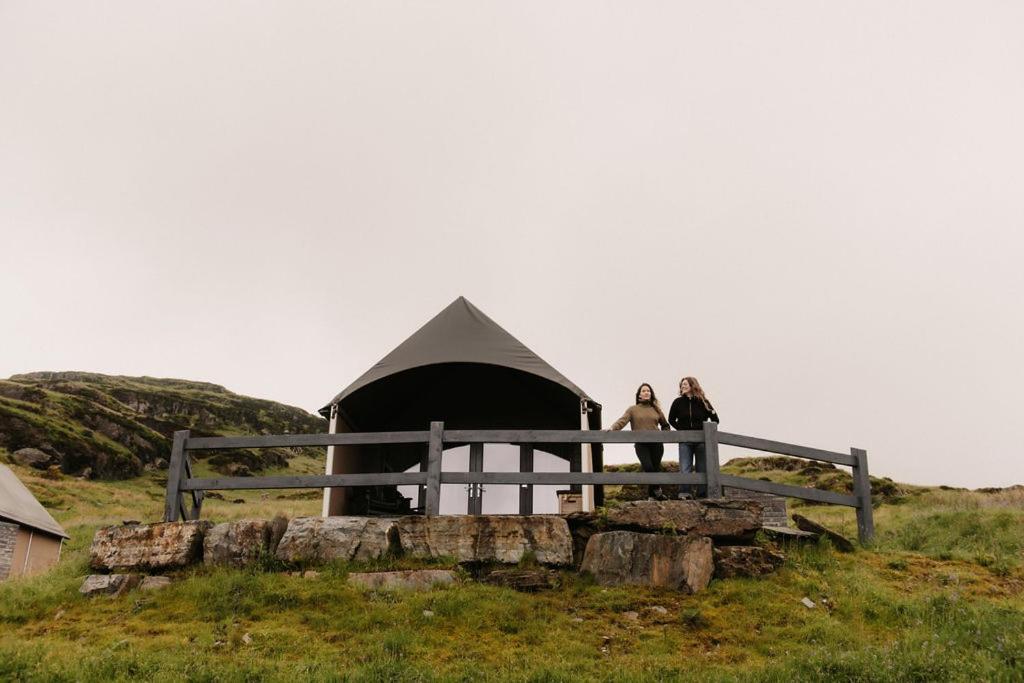 فندق Llechwedd Glamping بلايناو-فيستينيوج المظهر الخارجي الصورة